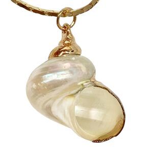 Natural Sea Shell Conch Pendant Necklace Mermaid Statement Gold Plated 20"